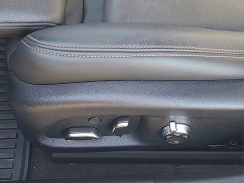 Used 2022 Cadillac CT5 Sport w/ Climate Package image 16