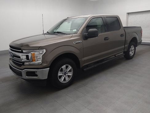 Used 2018 Ford F150 XLT image 2