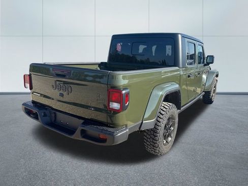 Used 2023 Jeep Gladiator Sport AWD/4WD image 4