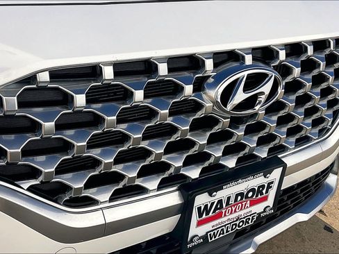 Used 2023 Hyundai Santa Fe Limited image 35