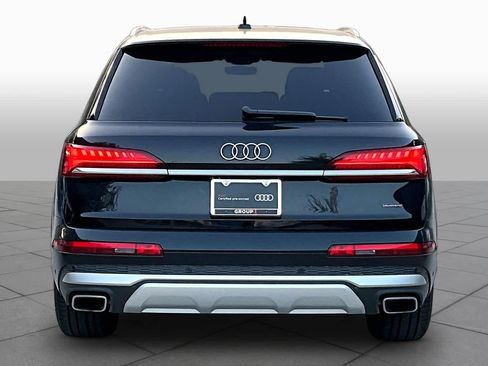 Used 2025 Audi Q5 Premium Plus w/ Premium Plus AWD/4WD image 4