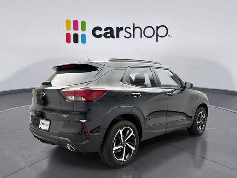 Used 2023 Chevrolet TrailBlazer RS w/ Sun and Liftgate Package image 5