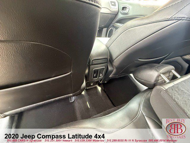 Used 2020 Jeep Compass Latitude w/ Cold Weather Group AWD/4WD image 13