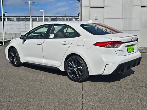 New 2026 Toyota Corolla SE image 5
