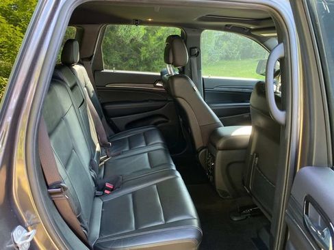 Used 2021 Jeep Grand Cherokee Limited w/ Quick Order Package 28K 80th AWD/4WD image 32