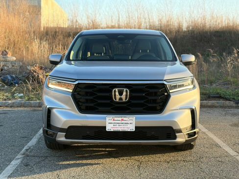 Used 2023 Honda Pilot EX-L image 3