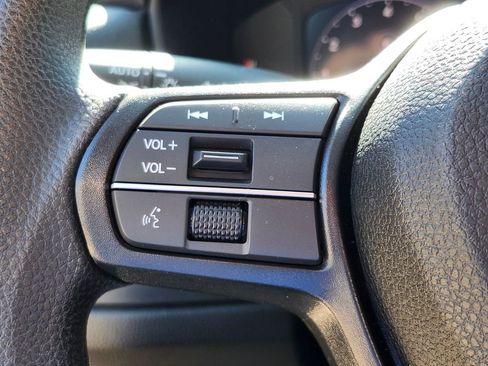 Used 2025 Honda Accord SE image 25