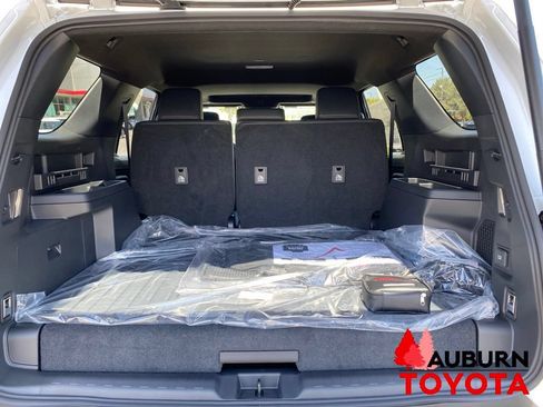 New 2026 Toyota 4Runner TRD Off-Road Premium AWD/4WD image 12