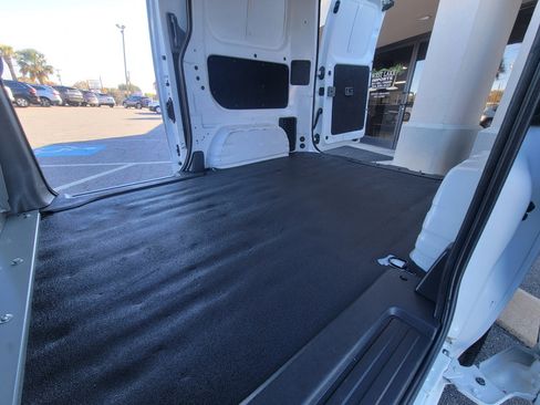 Used 2020 Nissan NV200 SV image 31