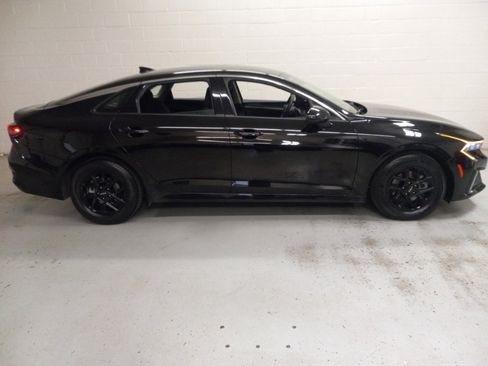 Used 2025 Kia K5 LXS image 2