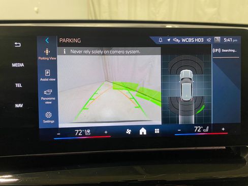 Certified 2025 BMW X1 xDrive28i w/ Convenience Package image 12