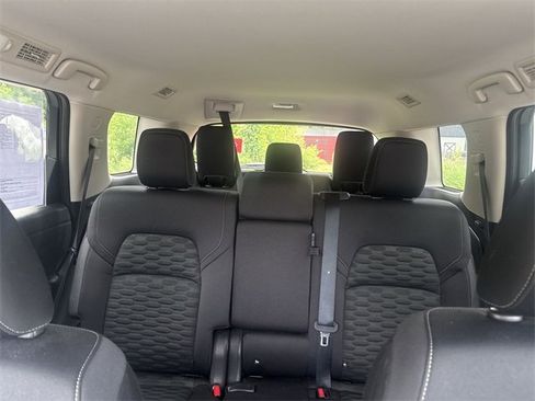 Certified 2022 Nissan Pathfinder SV image 21