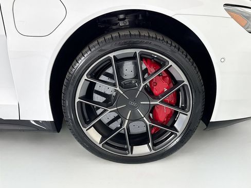 Certified 2025 Audi RS e-tron GT performance w/ Dynamic Plus Package AWD/4WD image 31
