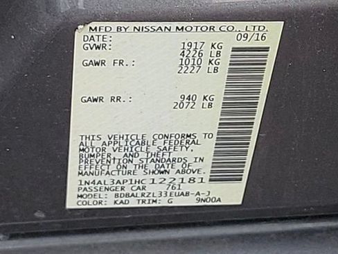 Used 2017 Nissan Altima 2.5 SL w/ Moonroof Package FWD image 10