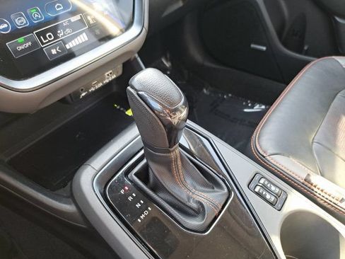 Used 2024 Subaru Crosstrek 2.5i Limited w/ Crosstrek Mirror Package AWD/4WD image 16