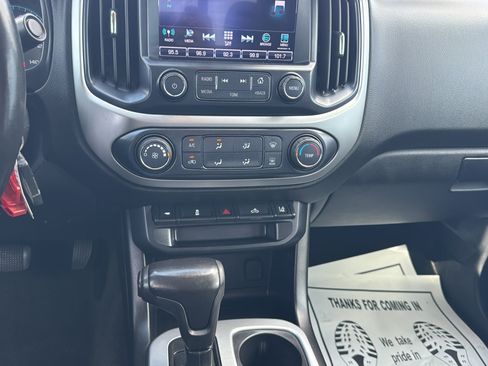Used 2017 Chevrolet Colorado LT w/ LT Convenience Package RWD image 28