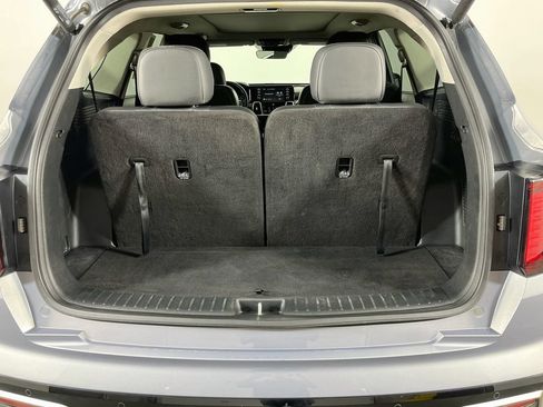 Used 2021 Kia Sorento EX w/ Panoramic Sunroof Package FWD image 10
