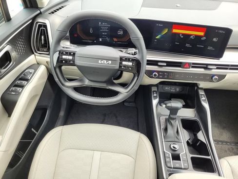 New 2026 Kia Sorento S FWD image 14