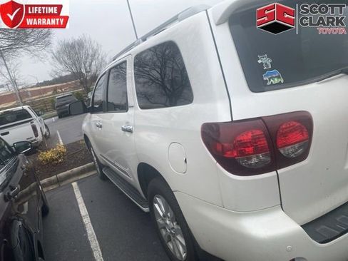 Used 2020 Toyota Sequoia Platinum image 1