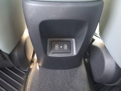 New 2026 Hyundai Elantra Limited image 13