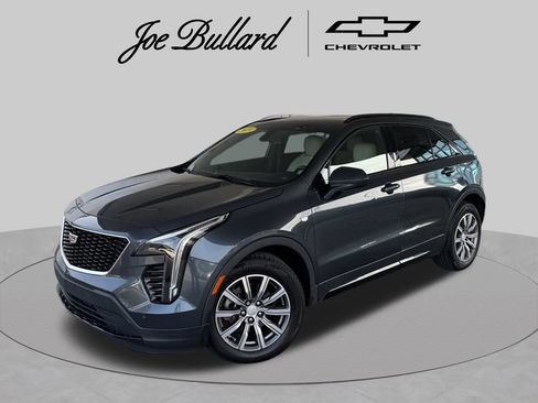 Used 2019 Cadillac XT4 Sport w/ Cold Weather Package FWD image 1