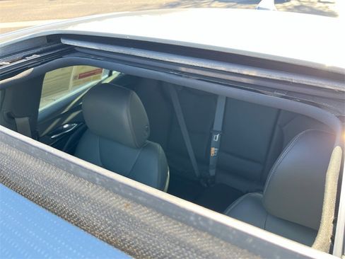 Used 2025 Cadillac CT4 Luxury image 22