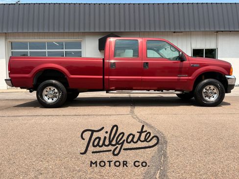 Used 2001 Ford F350 4x4 Crew Cab Super Duty image 1