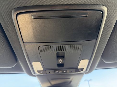 Used 2025 Honda CR-V Sport image 33