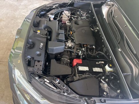 Used 2025 Toyota RAV4 LE AWD/4WD image 45