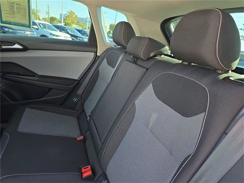 Used 2023 Volkswagen Taos S image 8
