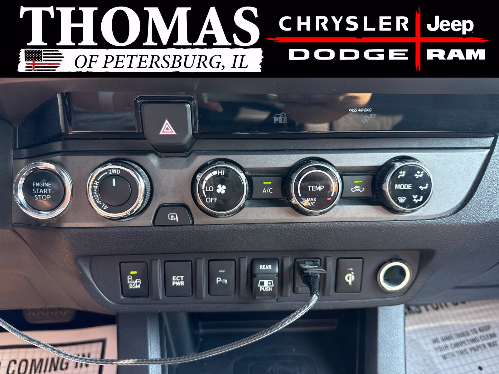 Used 2018 Toyota Tacoma TRD Sport w/ Technology Package AWD/4WD image 21