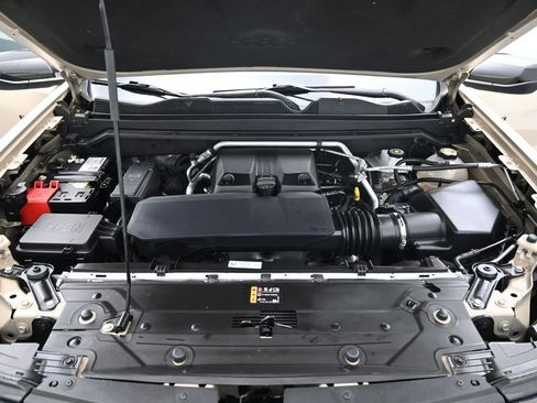 Used 2023 Chevrolet Colorado Z71 w/ Z71 Convenience Package 2 image 30