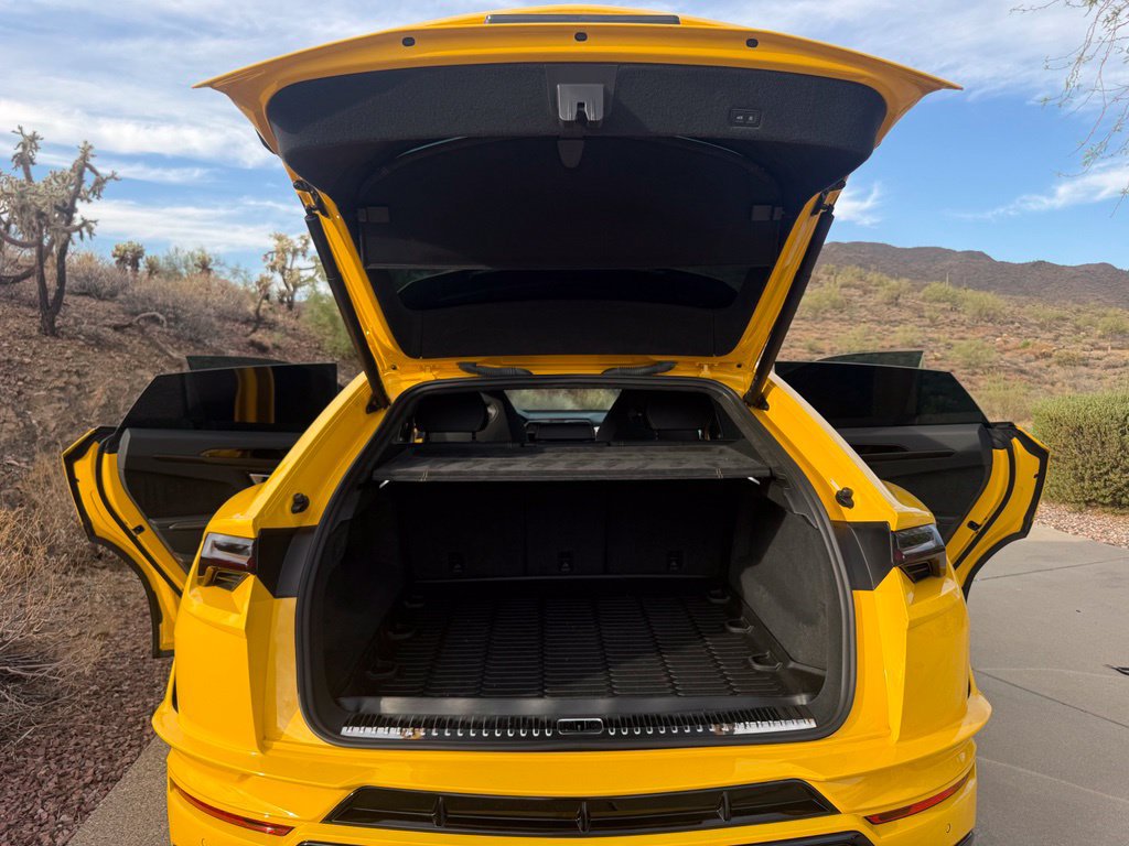 Used 2023 Lamborghini Urus S AWD/4WD image 39