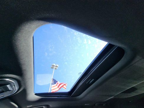 New 2025 Jeep Grand Cherokee L Altitude image 34