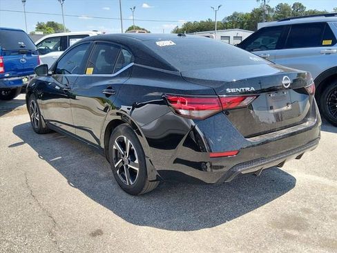 Used 2024 Nissan Sentra SV FWD image 8