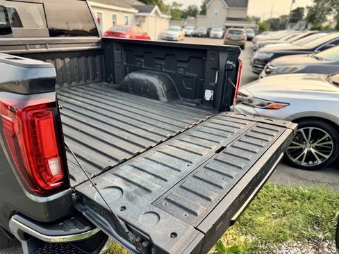 Used 2020 GMC Sierra 1500 SLT w/ SLT Premium Package AWD/4WD image 25