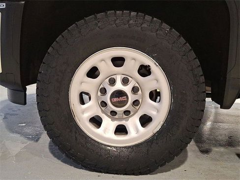 Certified 2024 GMC Sierra 3500 Pro w/ Convenience Package image 20