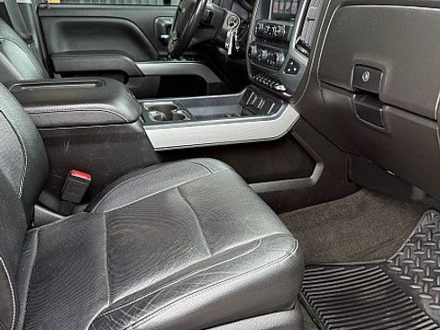 Used 2017 Chevrolet Silverado 3500 LTZ w/ Duramax Plus Package AWD/4WD image 8