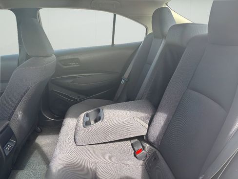 Used 2023 Toyota Corolla LE image 29