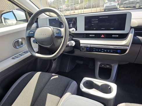 Used 2024 Hyundai Ioniq 5 SEL RWD image 11