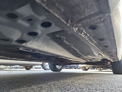 Used 2015 Ford Fiesta SE image 12