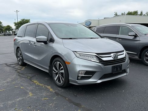 Used 2020 Honda Odyssey Elite image 4