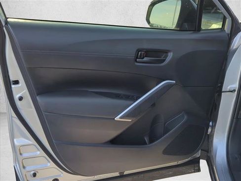 Used 2024 Toyota Corolla Cross AWD Hybrid image 7