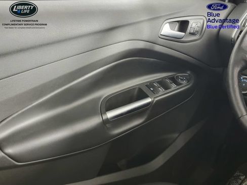 Certified 2019 Ford Escape Titanium AWD/4WD image 34