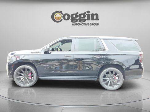 Used 2021 Chevrolet Tahoe High Country w/ Premium Package AWD/4WD image 3