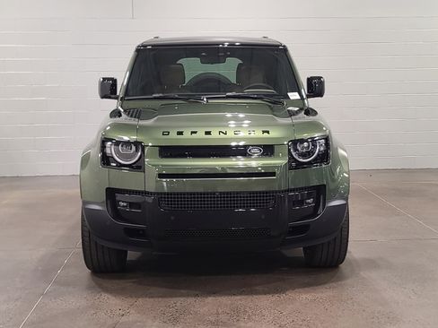New 2026 Land Rover Defender 130 S AWD/4WD image 9