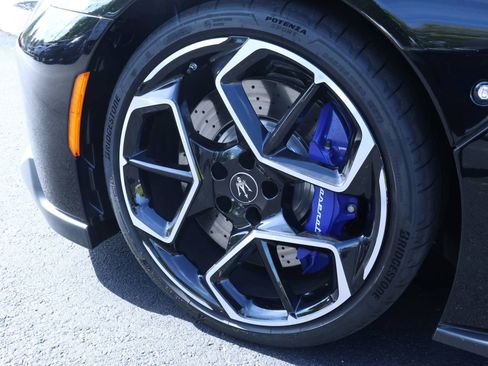 Used 2023 Maserati MC20 Coupe image 15