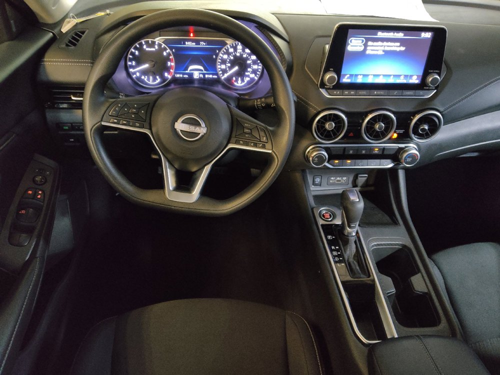 Used 2025 Nissan Sentra SV FWD image 22