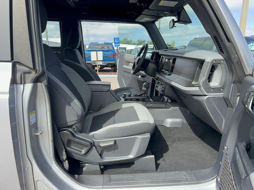 Used 2021 Ford Bronco 2-Door AWD/4WD image 14