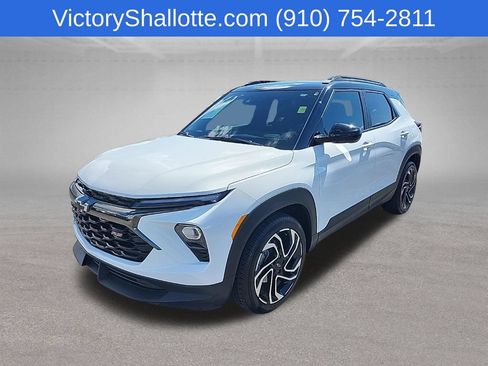 Used 2024 Chevrolet TrailBlazer RS w/ Driver Confidence Package FWD image 15